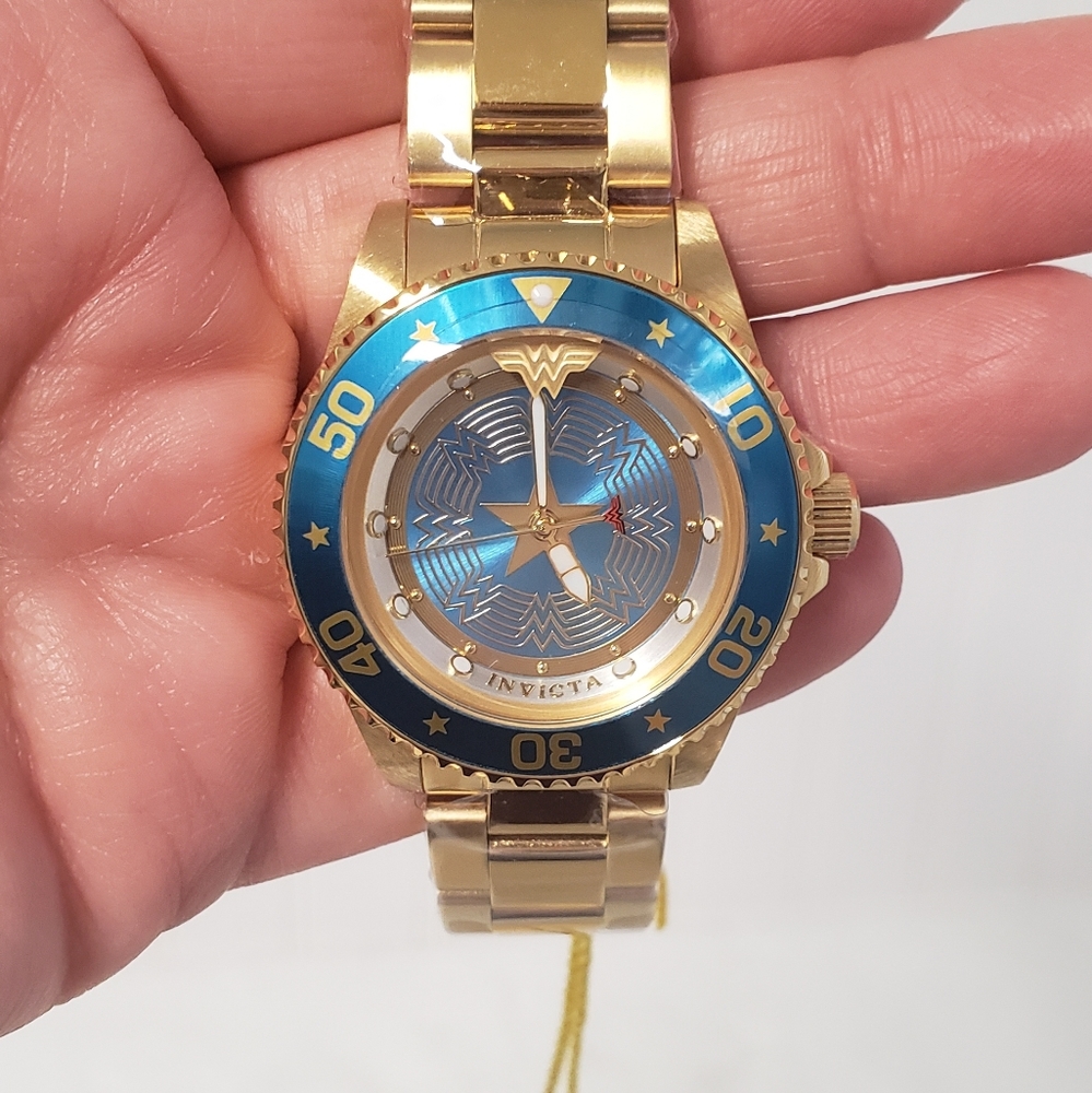 New Invicta Women's DC Comics Wonder Woman Watch - Picture 3 of 8